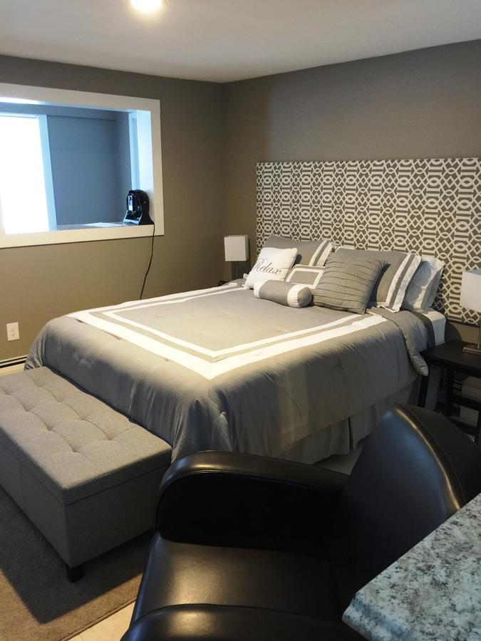 Brimley Motel Suites Ngoại thất bức ảnh