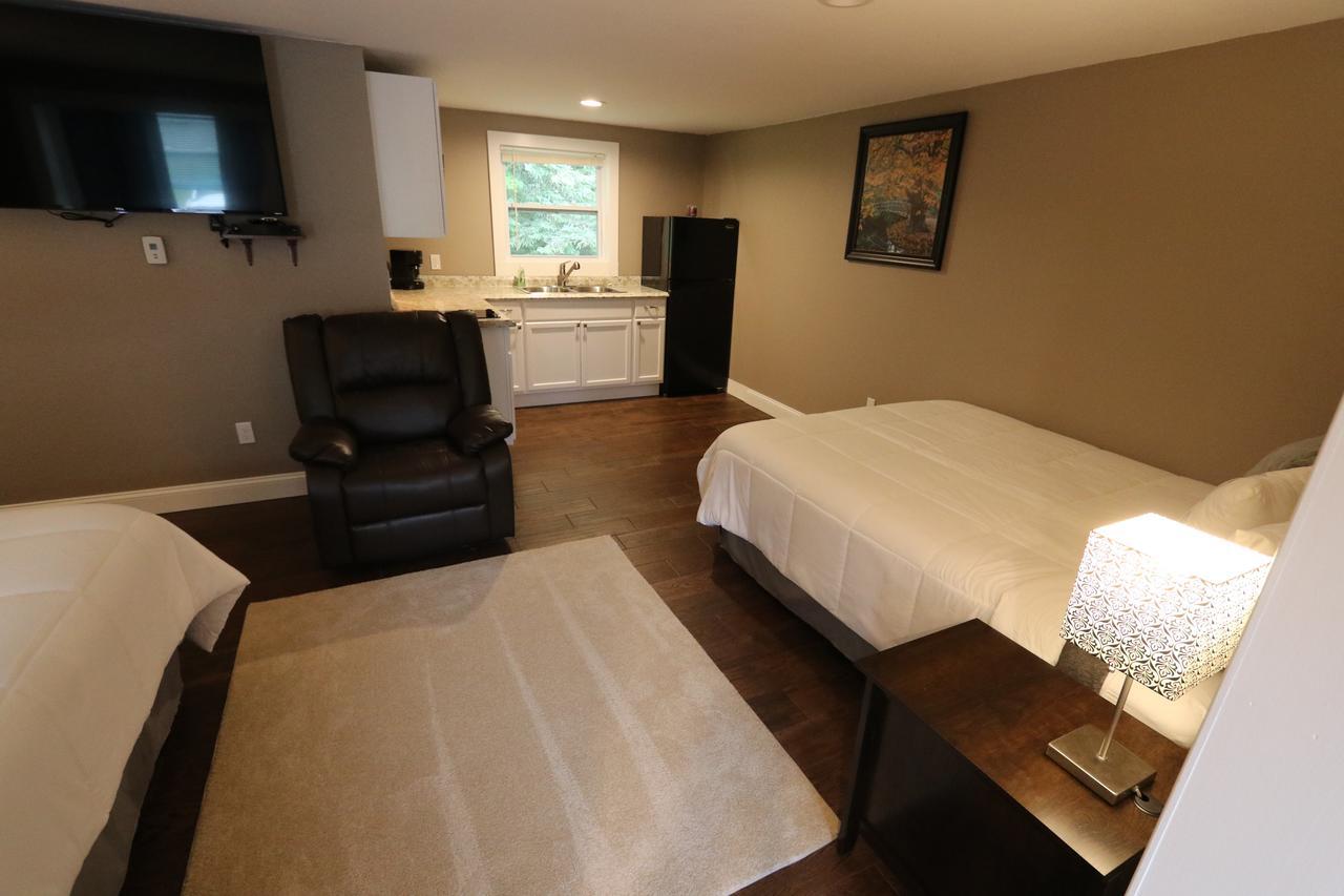Brimley Motel Suites Ngoại thất bức ảnh