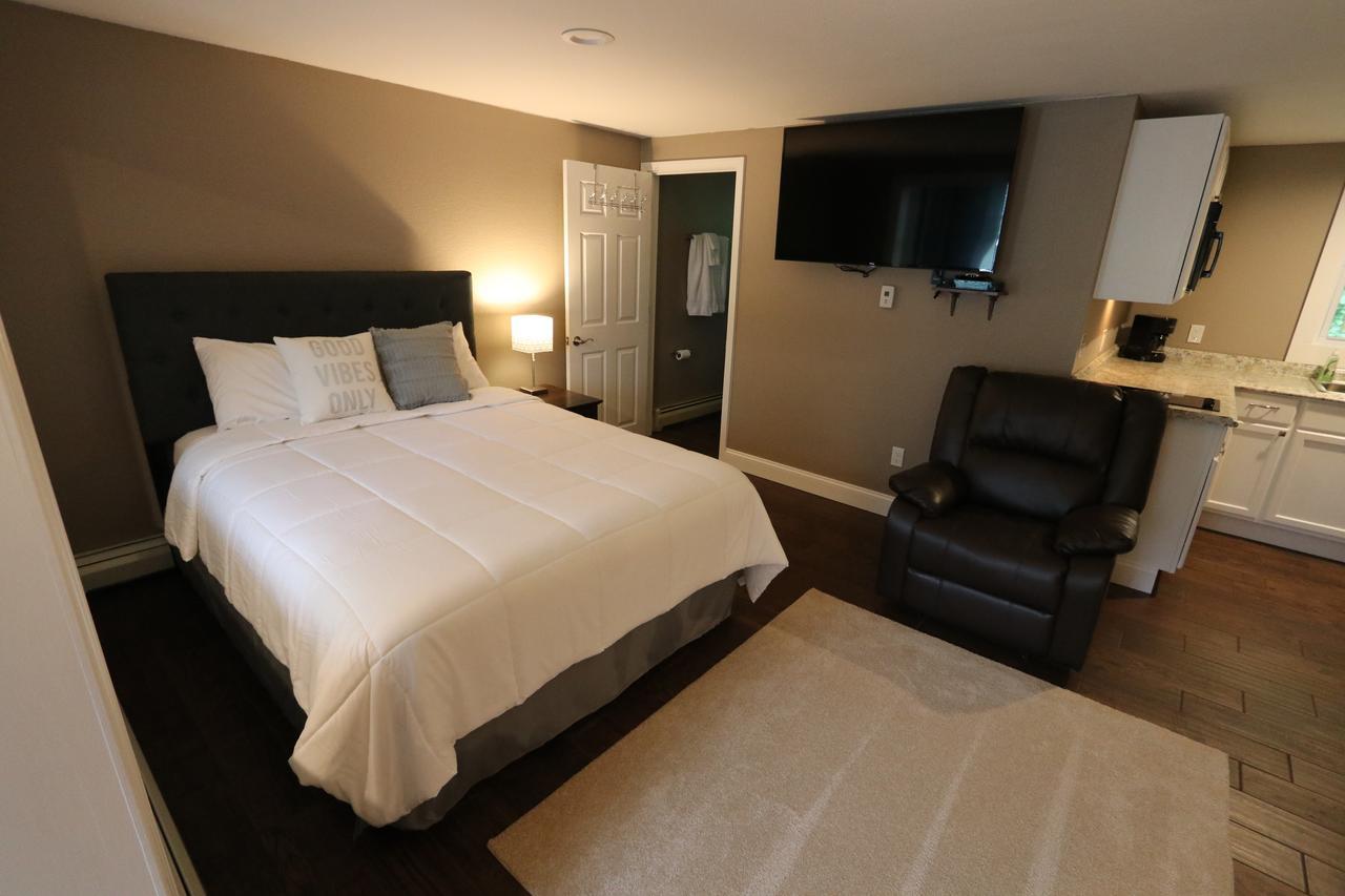 Brimley Motel Suites Ngoại thất bức ảnh